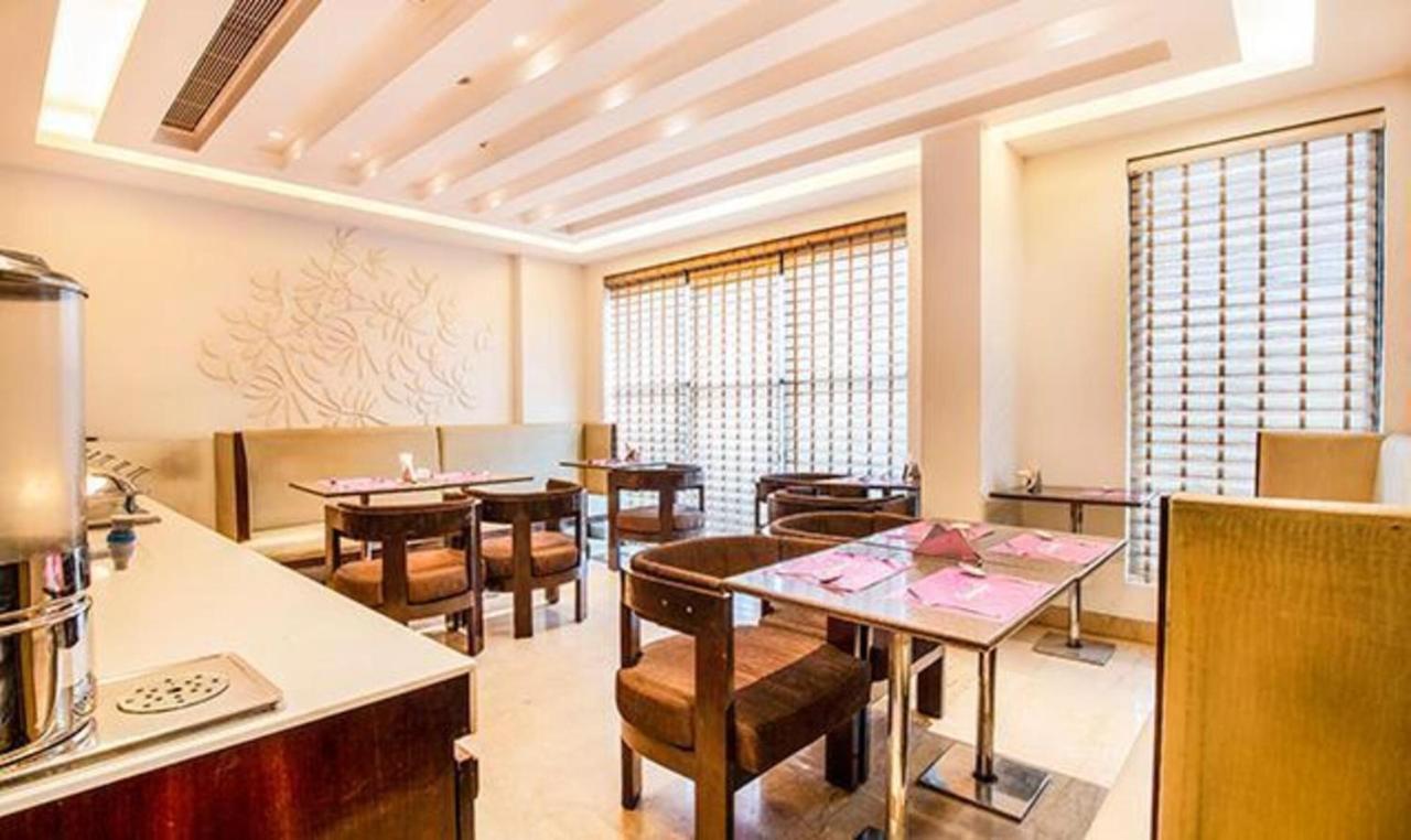 ניו דלהי Jasmine Boutique Hotel Jasola מראה חיצוני תמונה